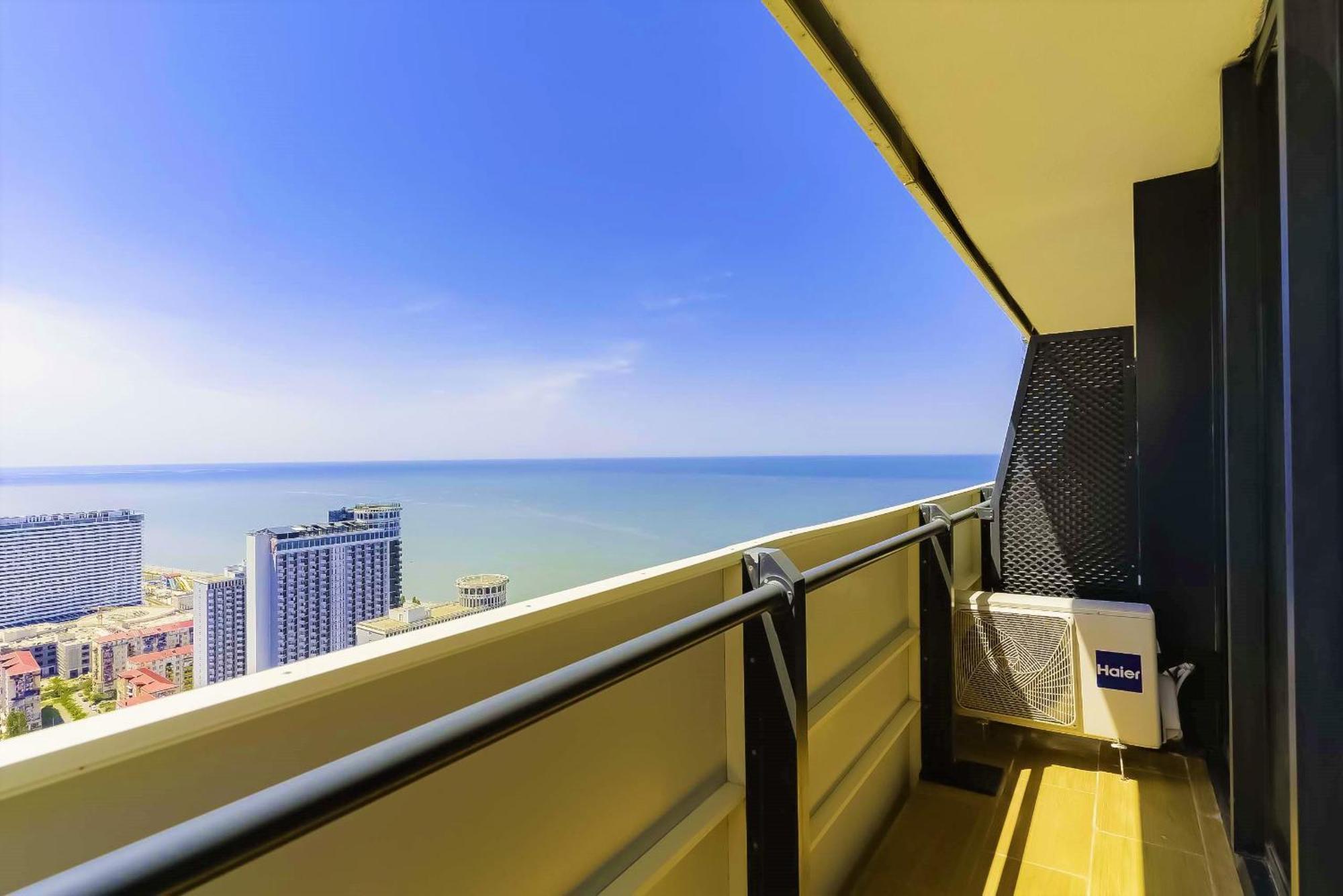 Luxury Beach Front Hotel Batumi Exteriér fotografie