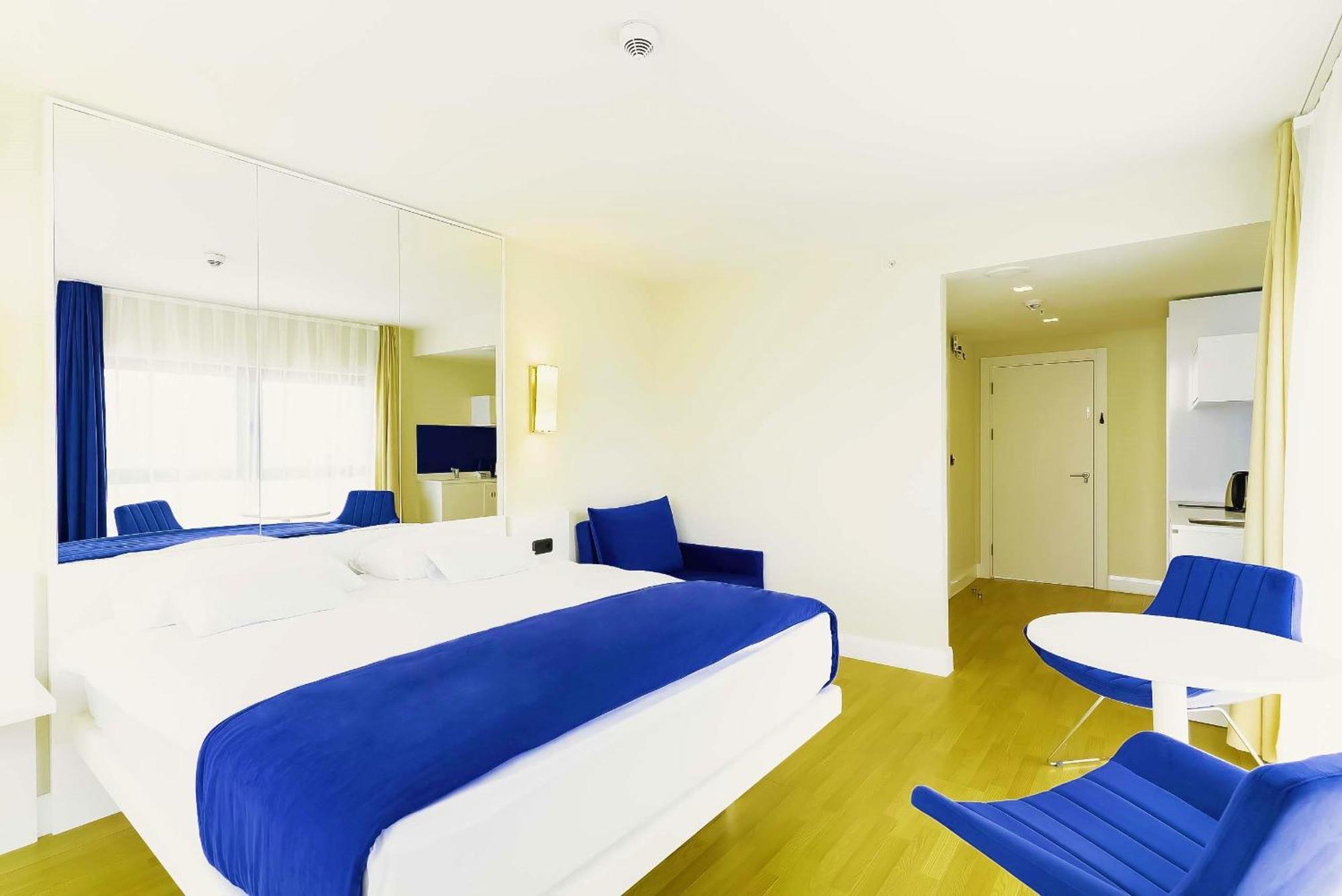 Luxury Beach Front Hotel Batumi Exteriér fotografie