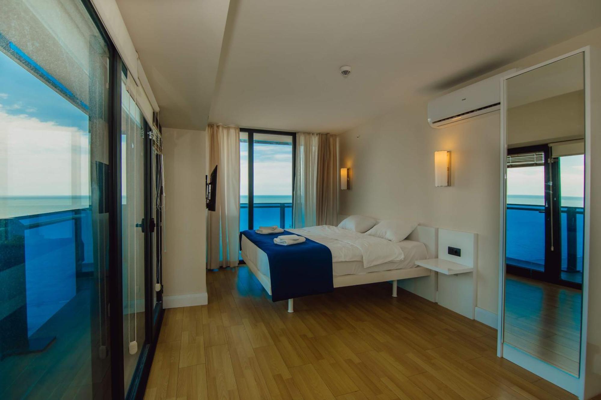 Luxury Beach Front Hotel Batumi Exteriér fotografie