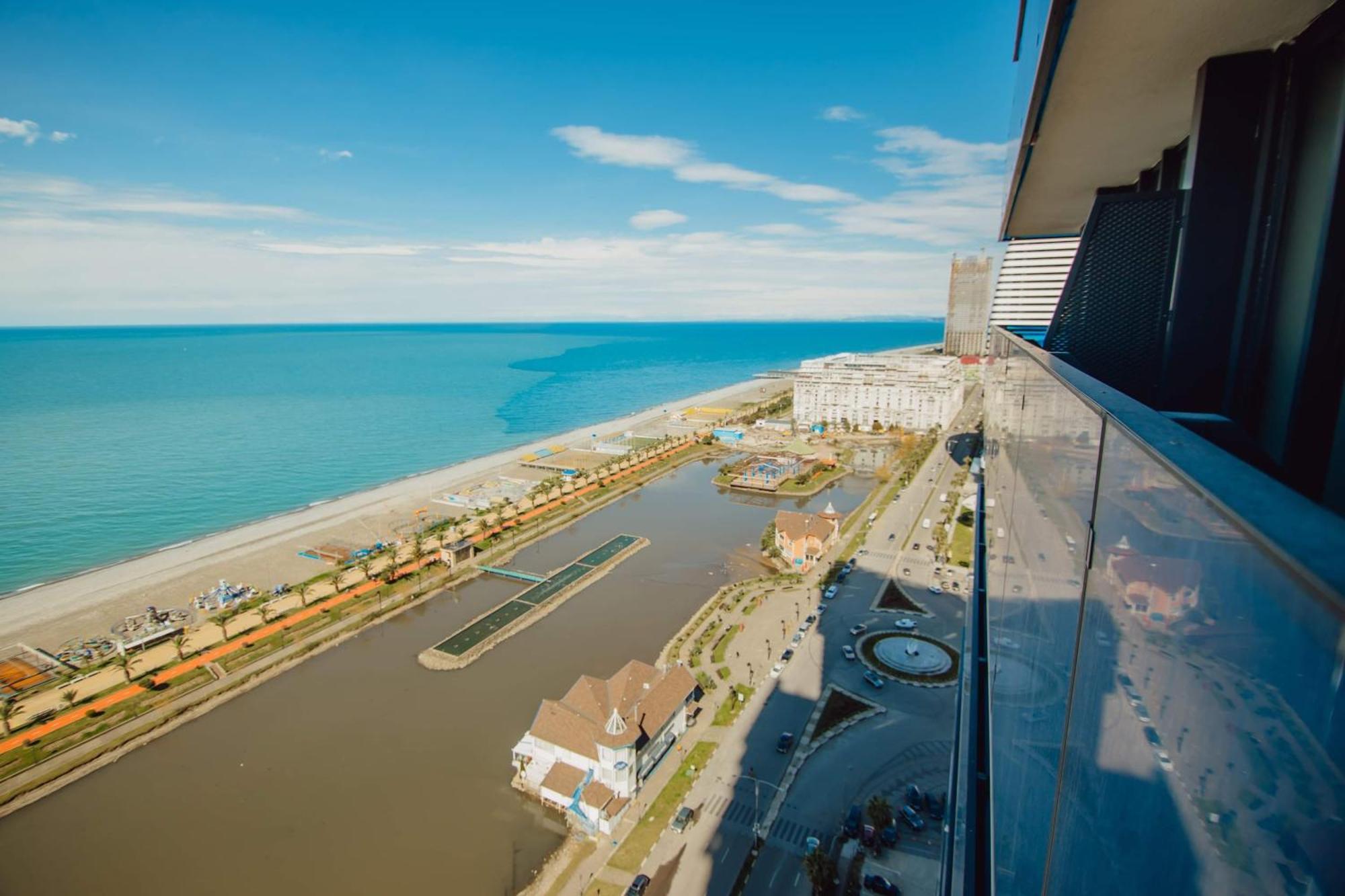 Luxury Beach Front Hotel Batumi Exteriér fotografie